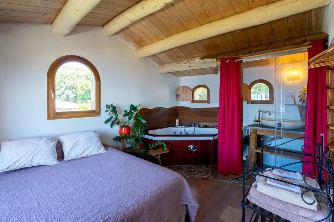 Coin De Paradis Vue Dominante Sur Mer, Montagne Et Tour Genoise Avec Jacuzzi Pino エクステリア 写真